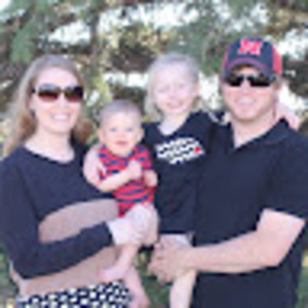 Meet your Posher, Cody & brooke